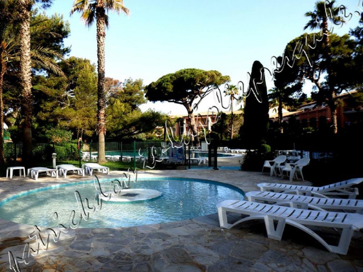 Magnifique Parc De La Presqu'Ile Avec Piscine Et Plage Face A Porquerolles ! Hyères Exterior foto